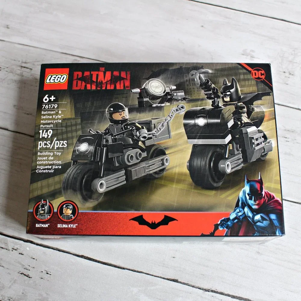 Lego Set Batman & Selina Kyle Motorcycle Pursuit
